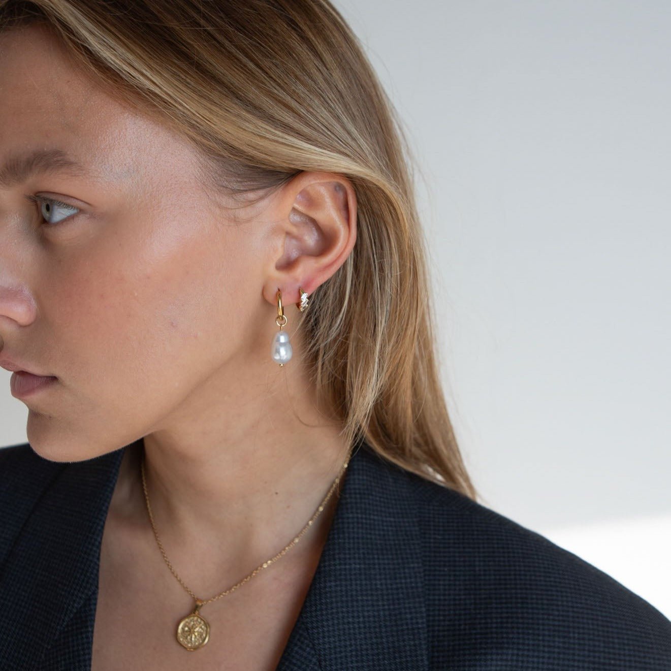 Amélie Pearl Earrings-2