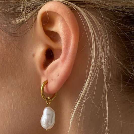 Amélie Pearl Earrings-1